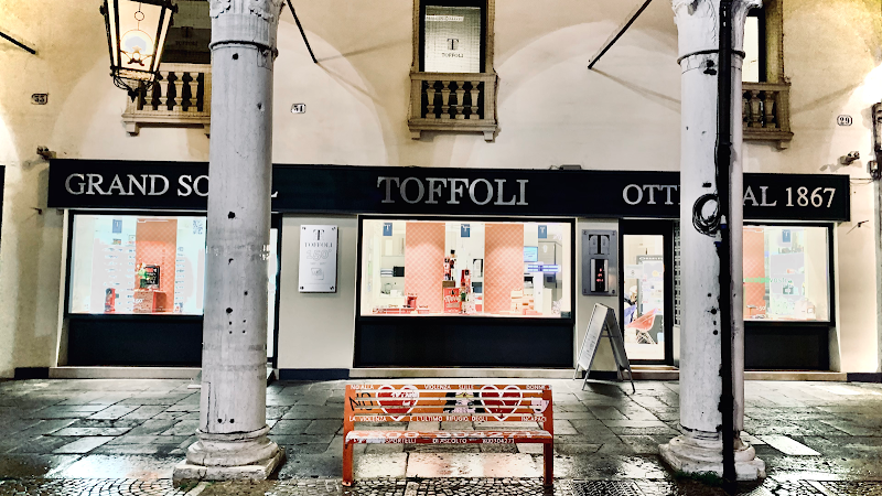 Ottica Toffoli 1867 - Ottico - Rovigo